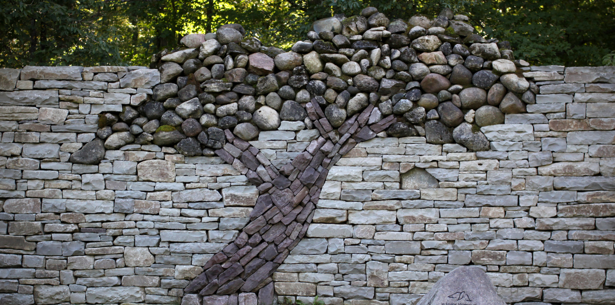 Stone wall sculpture